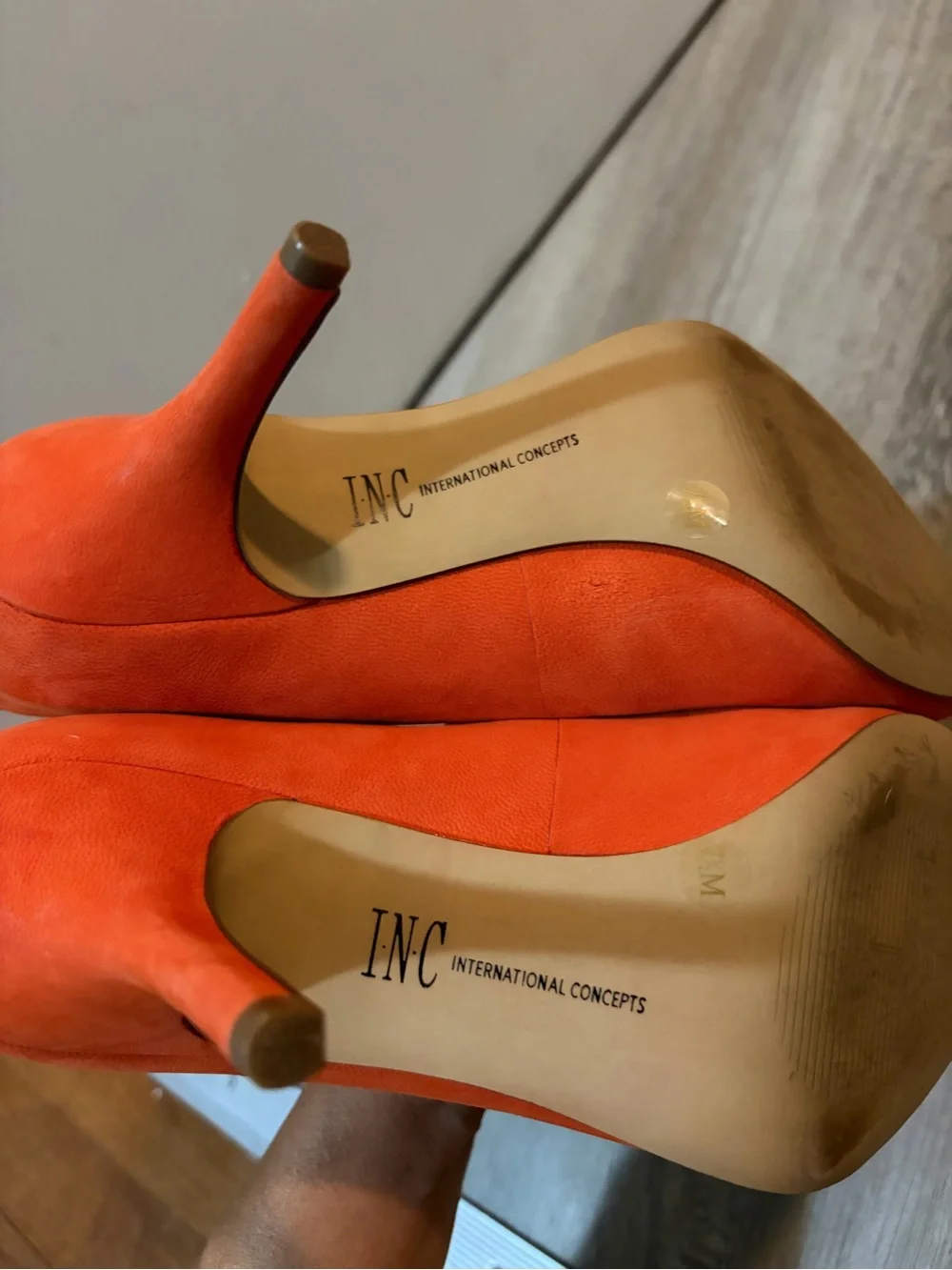 INC ZITAH Orange Pointed-Toe Mid Heel Pumps 7.5